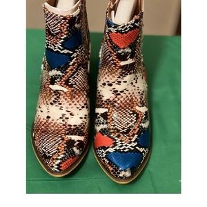 Chase + Chloe Lolo-1 Western Ankle Cowboy Boots NWOT